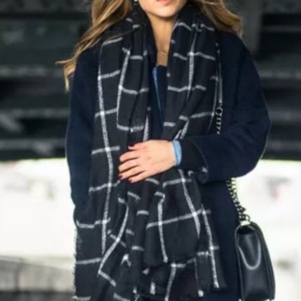 Zara blanket scarf